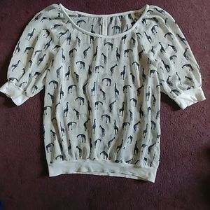 Aero sheer giraffe print
